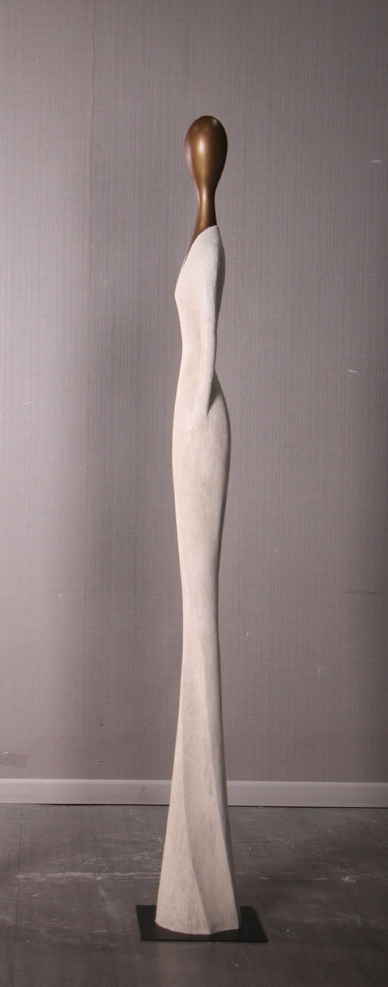 Modern Elegance Paya Statue