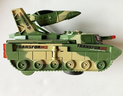 12 Pieces Tank and Airplane Toys - Cars, Planes, Trains & Bikes