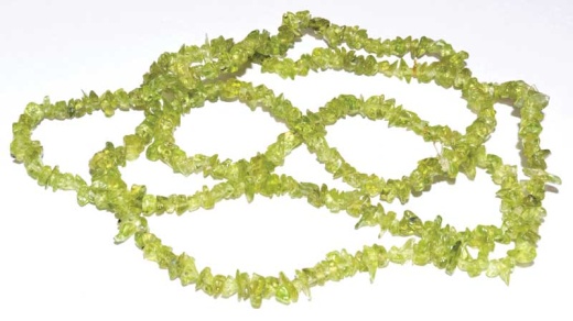 32" Peridot Chip Necklace - A Symbol of Healing and Elegance