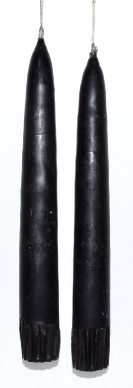 7" Black Taper Pair