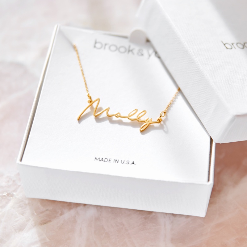 Louise Nameplate Necklace