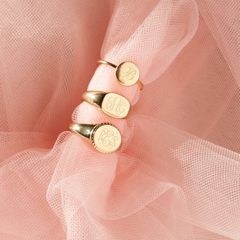 Charlie Signet Ring