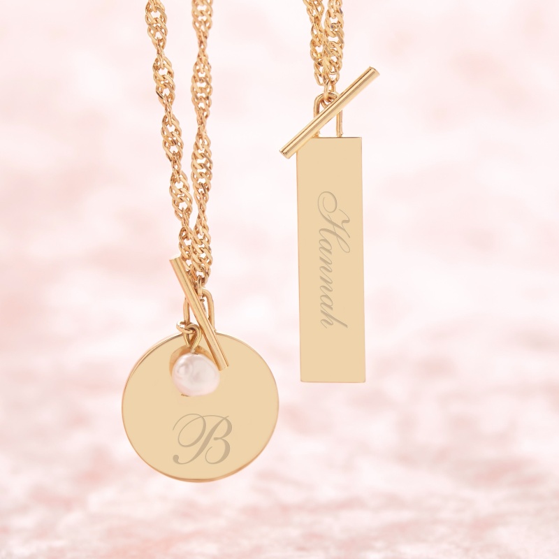 Sophie Toggle Necklace - Gold