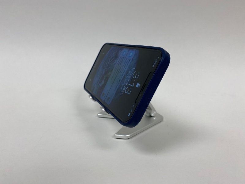 Cell Phone Stand - Silver White