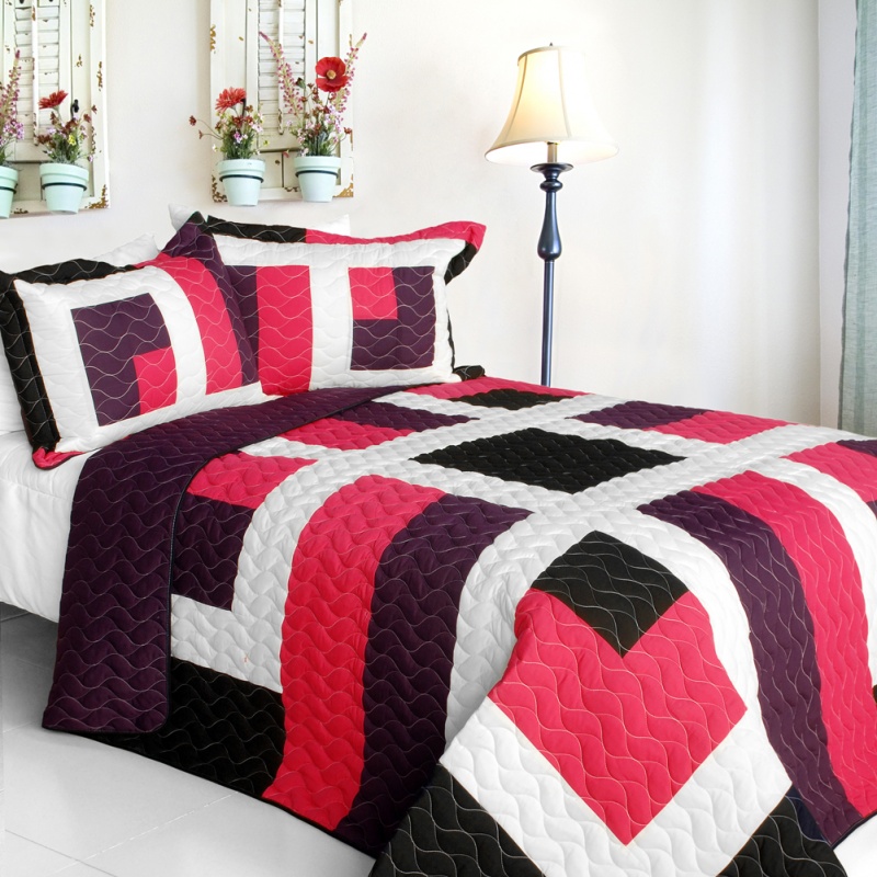 3Pc Vermicelli-Quilted Patchwork Quilt Set - City Of Wine