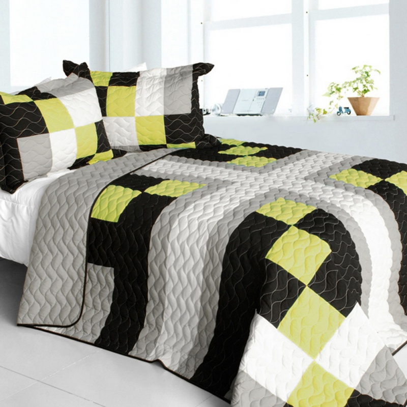3Pc Vermicelli-Quilted Patchwork Quilt Set - Sunshine City
