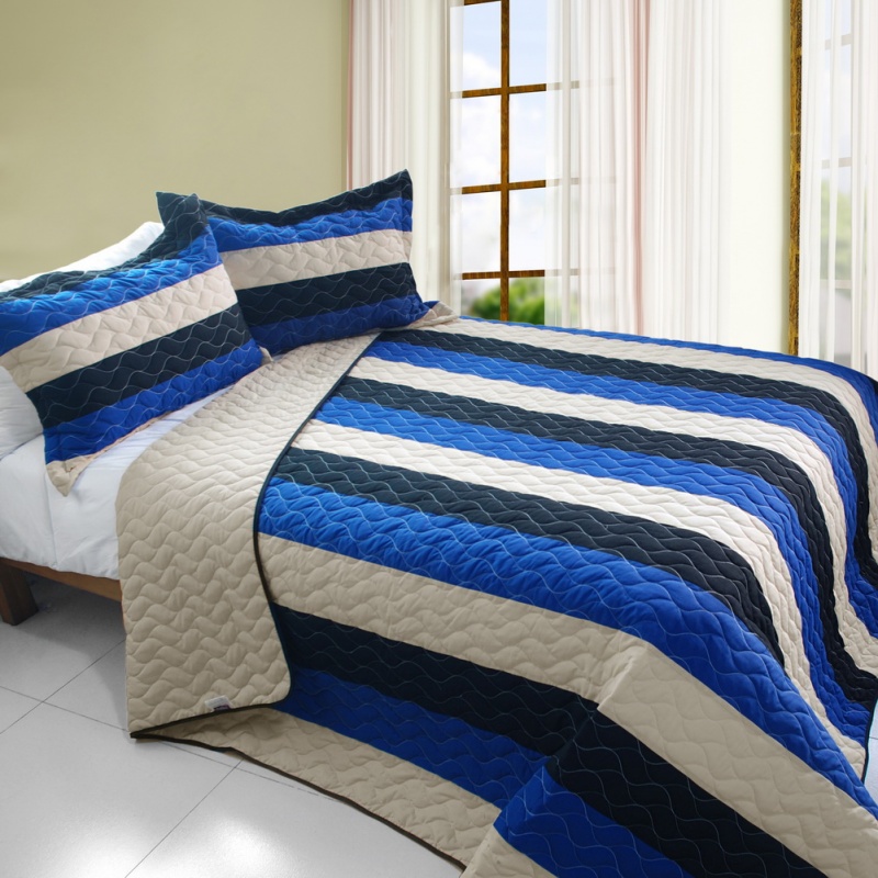 3Pc Vermicelli-Quilted Patchwork Quilt Set - Sea Waves