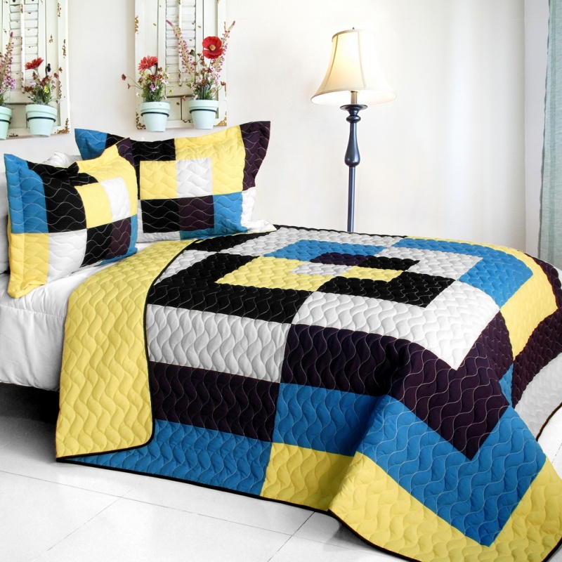 3Pc Vermicelli - Quilted Patchwork Quilt Set - One Fine Wire