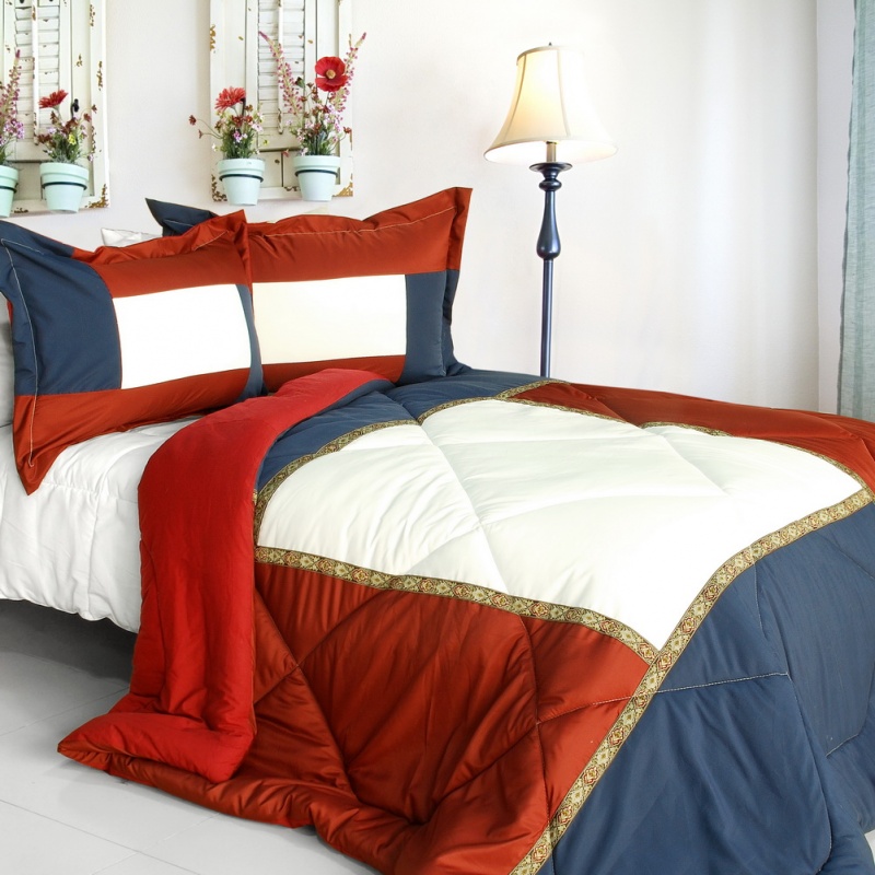 Quilted Patchwork Down Alternative Comforter Set - King And Queen