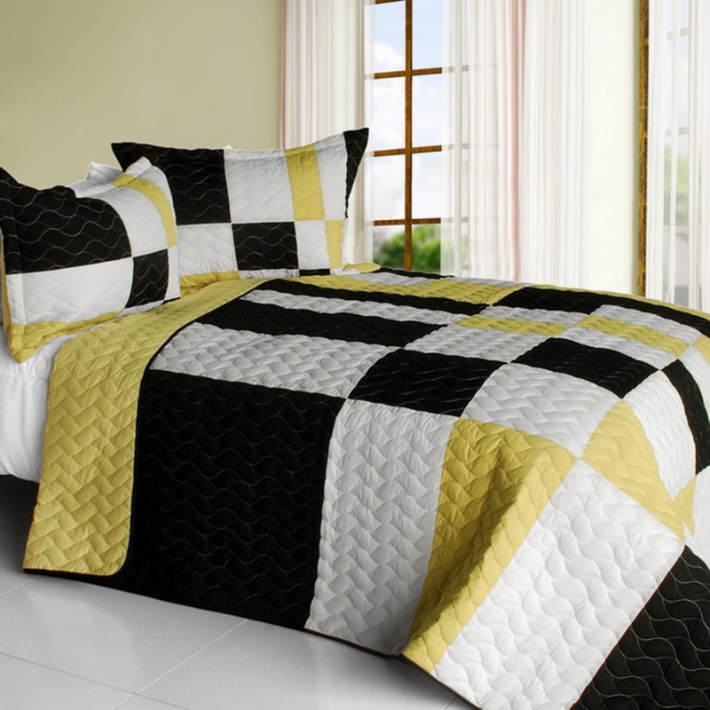 3Pc Vermicelli-Quilted Patchwork Quilt Set - Night Lights