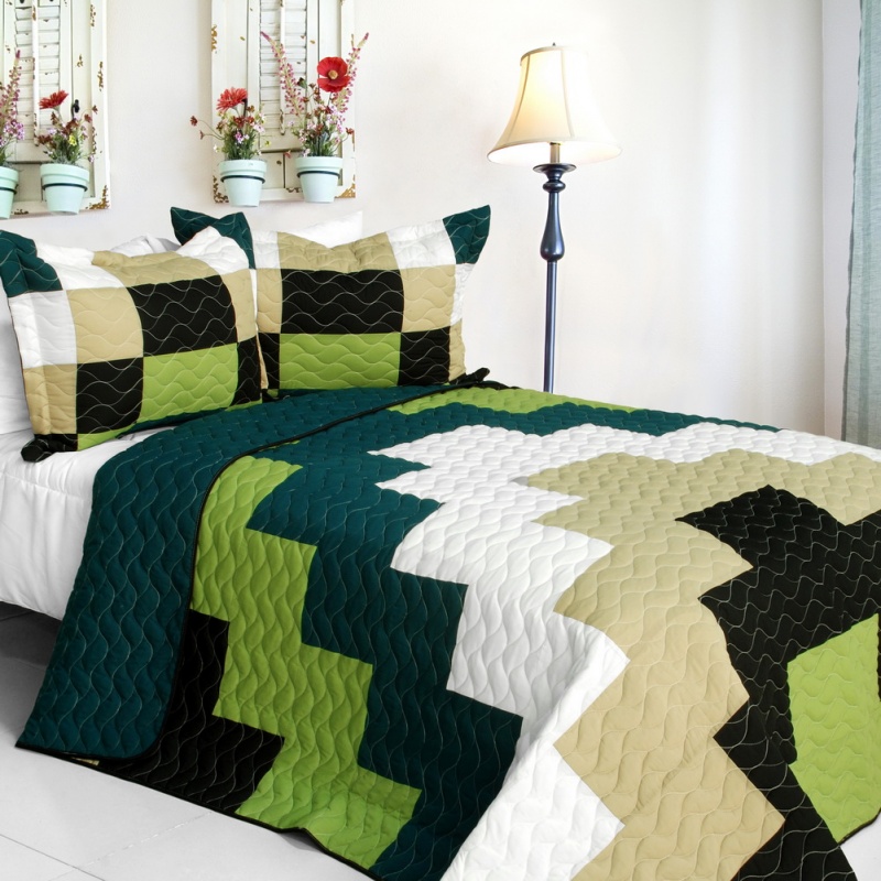 Vermicelli-Quilted Patchwork Geometric Quilt Set Full - Rising Girl