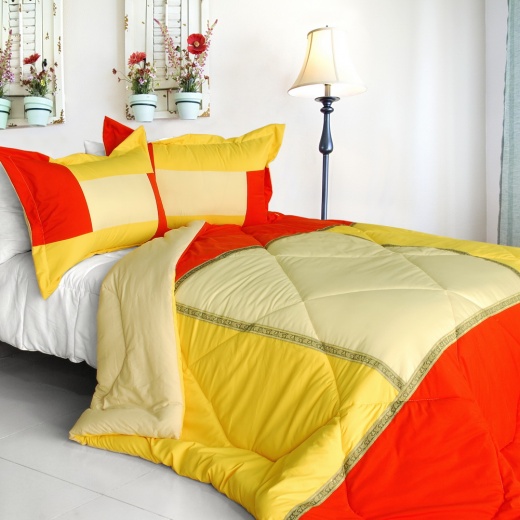 Quilted Patchwork Down Alternative Comforter Set - Summer Sunrise