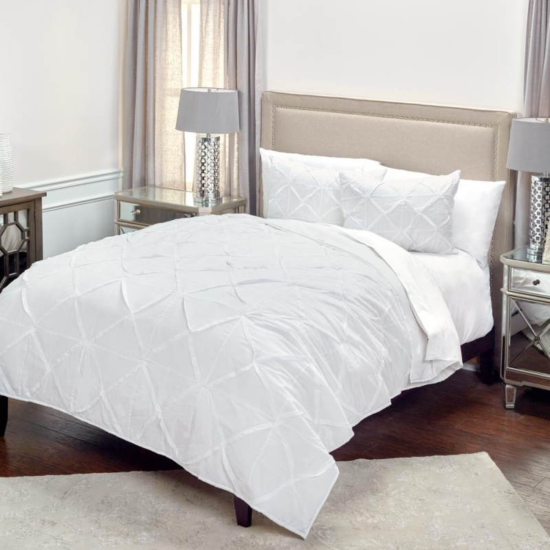 Rizzy Home 90" x 92" Quilt