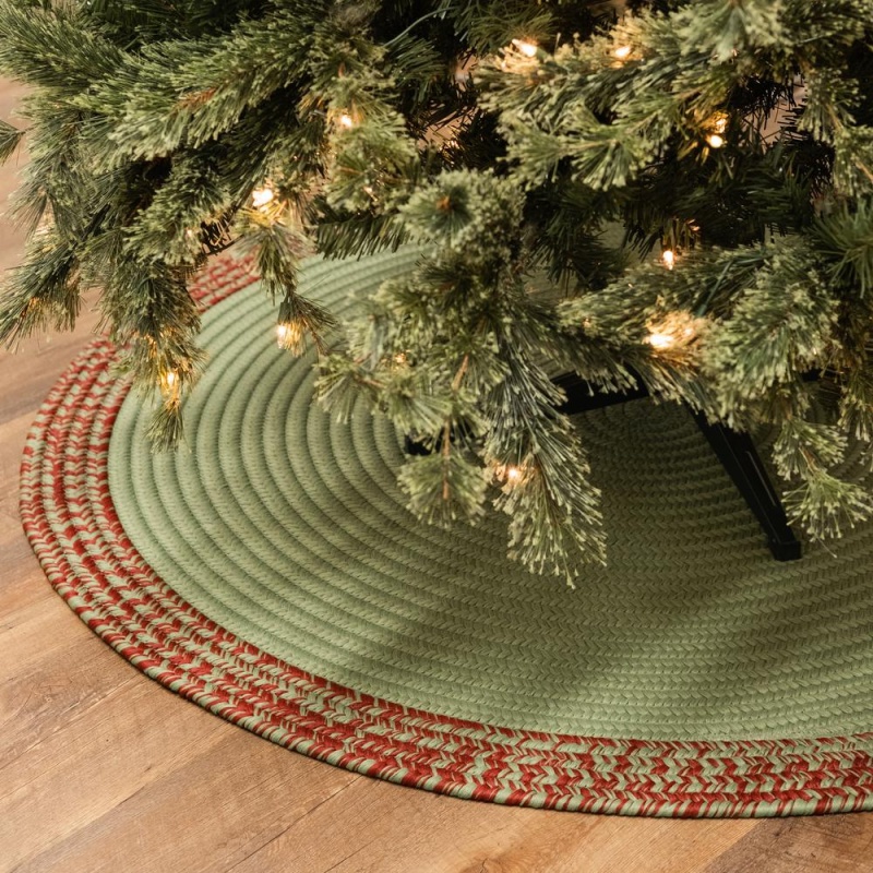 Bordered Under-Tree Christmas Reversible Round Rug - Green 45” X 45”