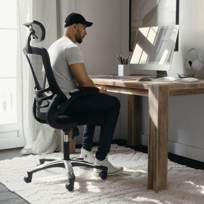 Flash Furniture High-Back Black Mesh Swivel Executive Office Chair with Adjustable Headrest