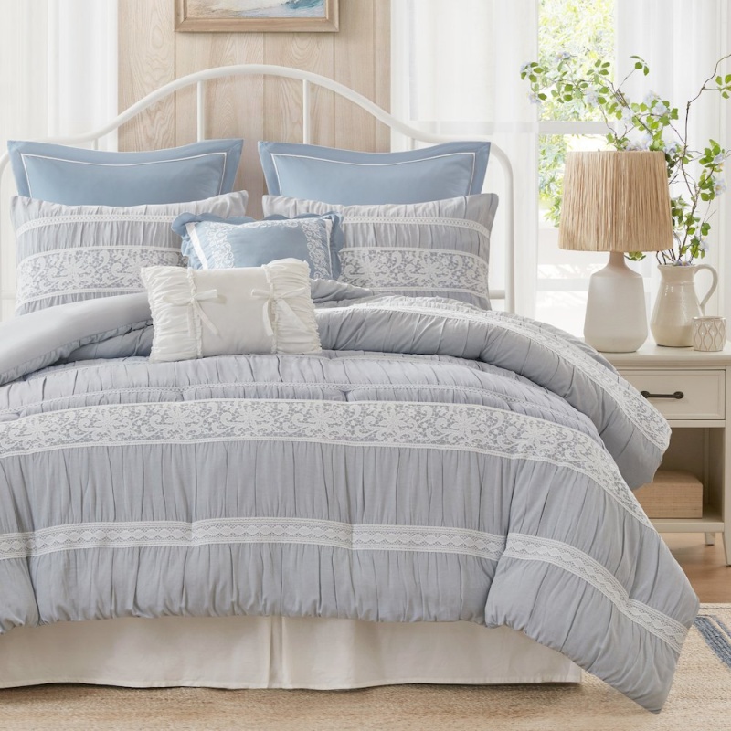Perryn Comforter Set