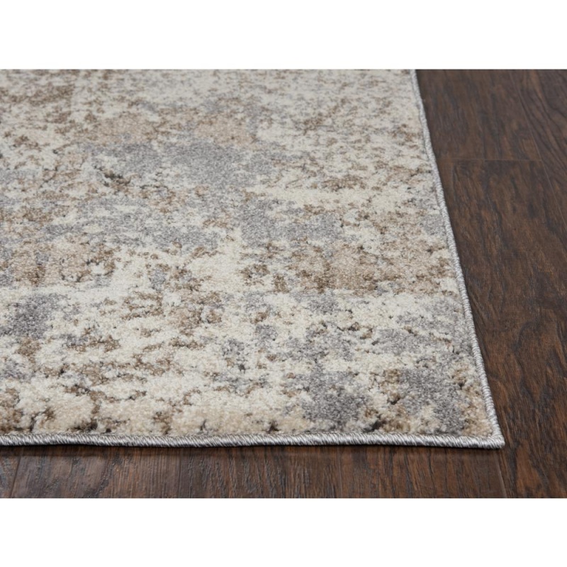 4' X 6' Machine-Made Rectangle Rug