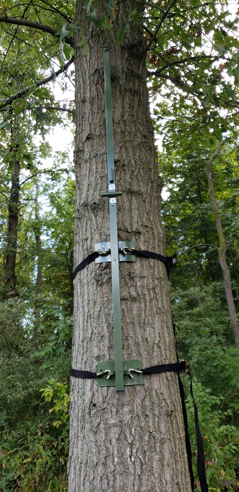Cooper Hunting Tree Mount Designed To Fit All Of The Chameleon a