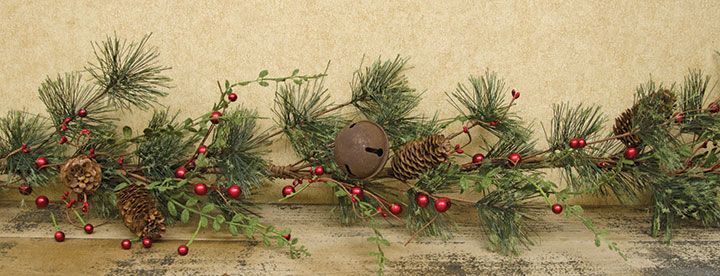 Red Berry Pine Garland - 4Ft