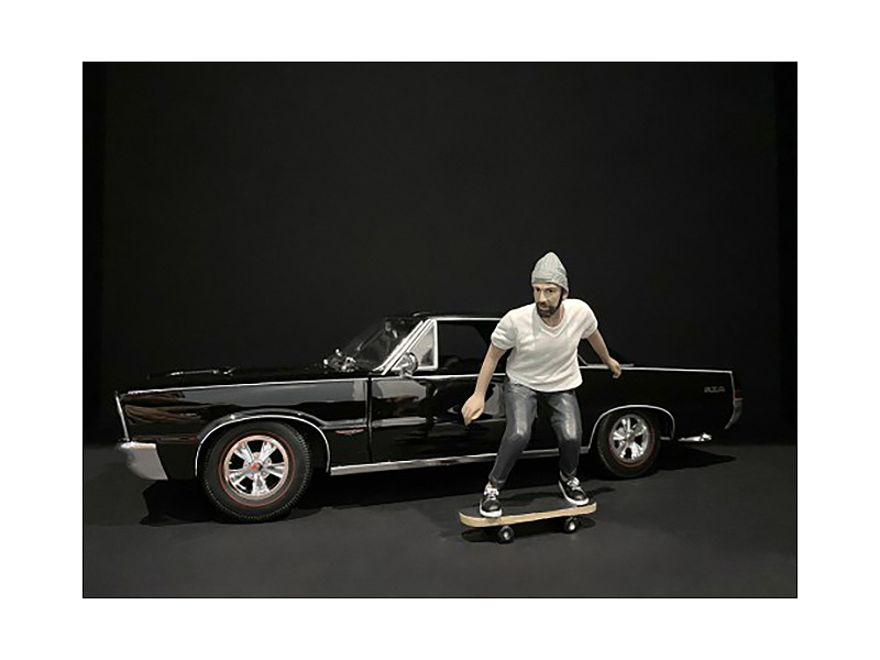 Skateboarder Figurine Ii For 1/24 Scale Models By American Diorama