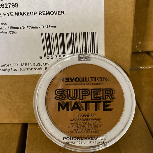 Revolution Super Matte Powder Non Comedogenic With Pink Clay & Niacinamide Super Matte 0.241Oz (50 Pcs Lot)