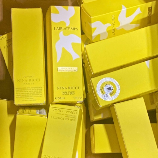 Nina Ricci L'air Du Temps Eau De Toilette Travel Spray 1Oz (26 Pcs Lot)