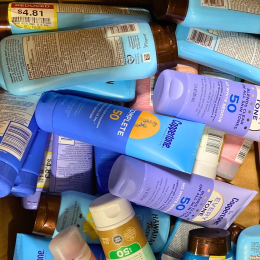 Sunscreen Lotion Mix Includes Brands Like Neutrogena , Coppertone , Hawaiian Tropic & Simple Truth (36 Pcs Lot)