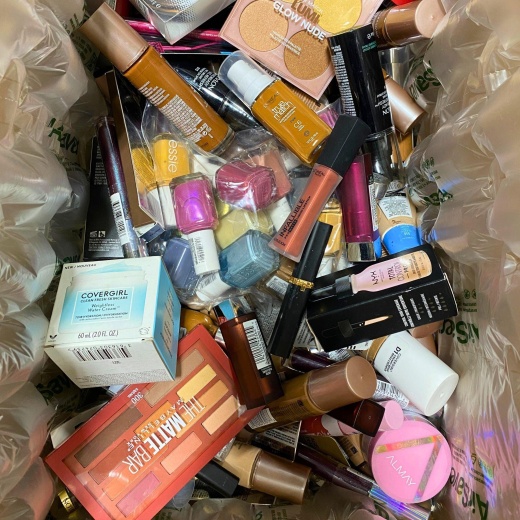 Dwi Cosmetic Premium Mix (Grade A ) (125 Pcs Lot)