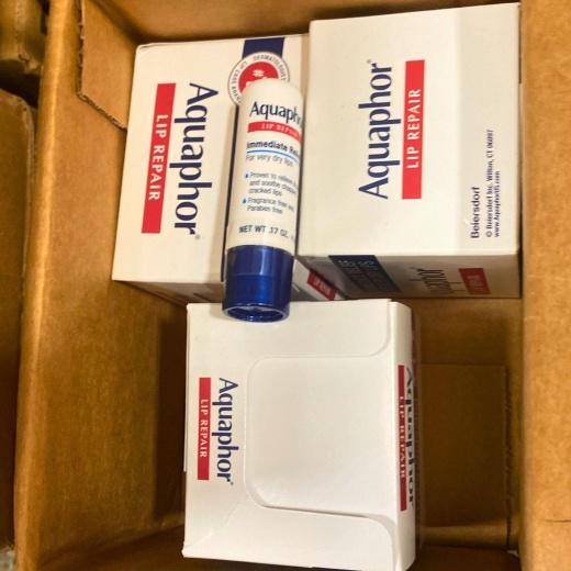 Aquaphor Lip Repair Dry, Chapped Lip Balm, 0.35 Oz (120 Pcs Lot)