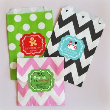 Personalized Winter Chevron & Dots Goodie Bags (Set Of 12)