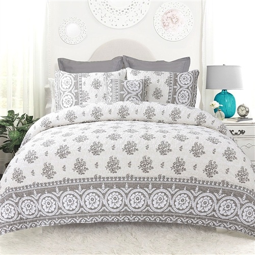 King 4-Piece Reversible Floral Cotton Quilt Set With Decorative Pillow And 2 Shams
