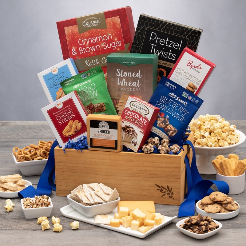 Snack Gift Basket - Classic
