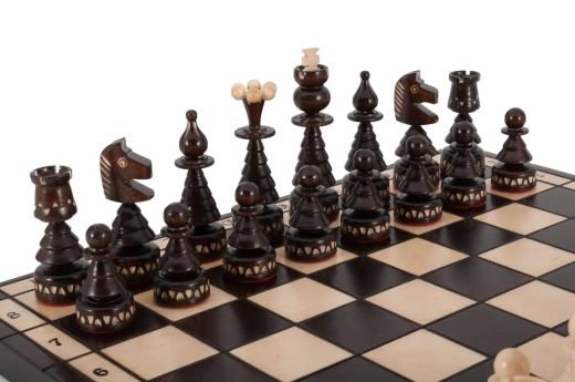 The Christmas Chess Set: A Luxurious Handcrafted European Masterpiece