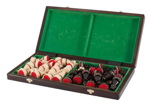 The Christmas Chess Set: A Luxurious Handcrafted European Masterpiece