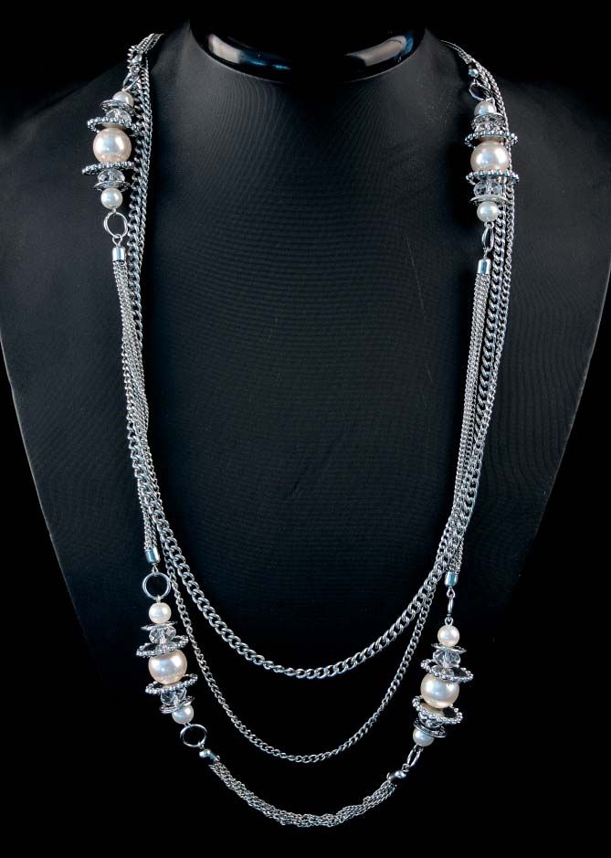 Silver Tone Necklace With White Beads