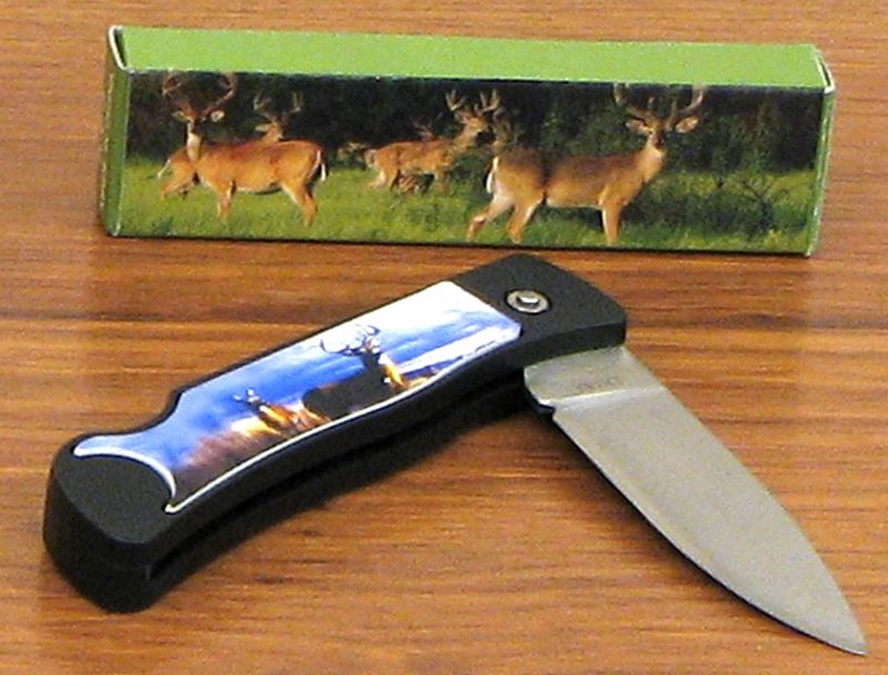 Deer Scene Knife W/Lock Blade