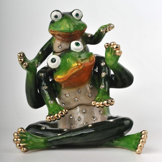Keren Kopal Baby Frog Sitting On A Frog Jewelry Box