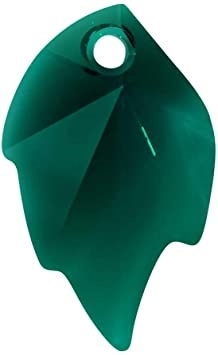 26Mm Leaf Pendant Emerald
