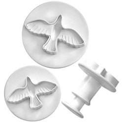 Lisa Pavelka Embossing Cutter Dove - Unleash Your Creative Potential