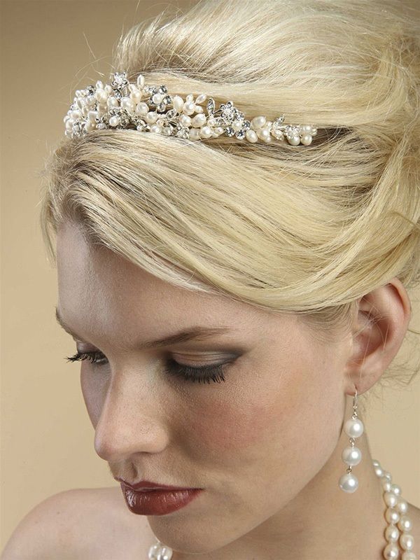 Bridal Tiara With Freshwater Clusters