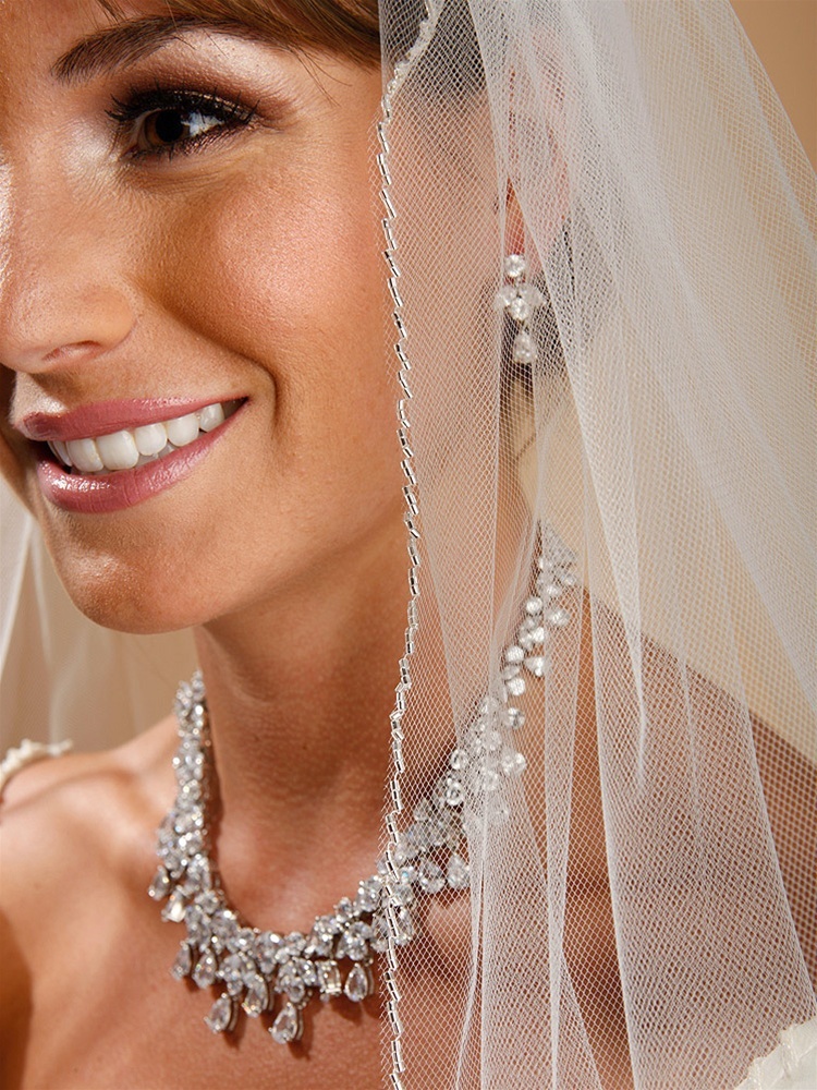 One Layer Bridal Veil With Zig Zag Bugle Bead Edging - White/Silver - 40"