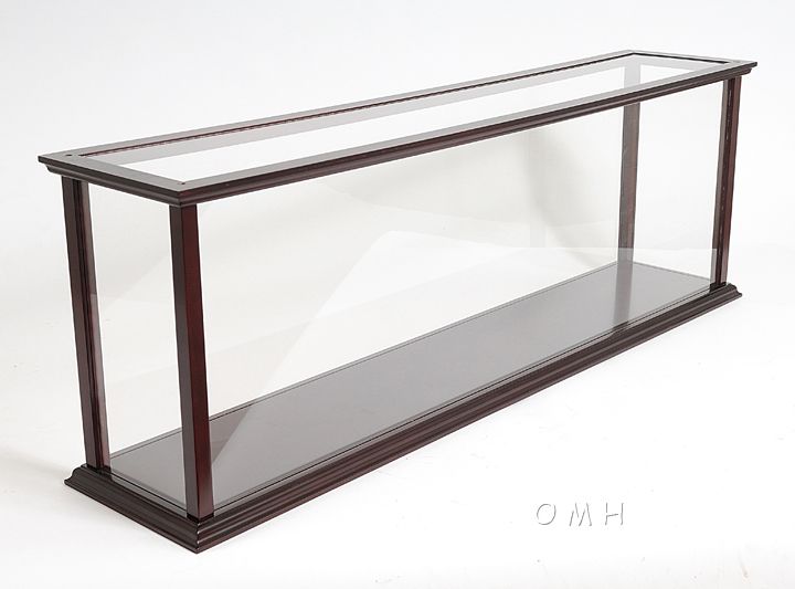 Display Case For Cruise Liner Mid