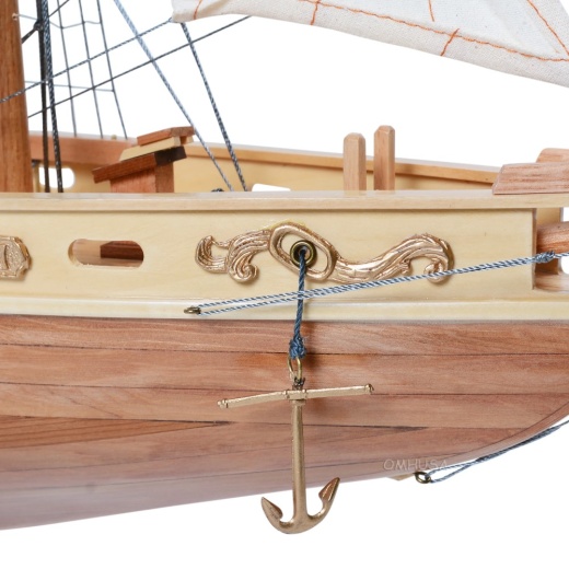 Bluenose II Fully Assembled Model: A Maritime Masterpiece for Home Decor