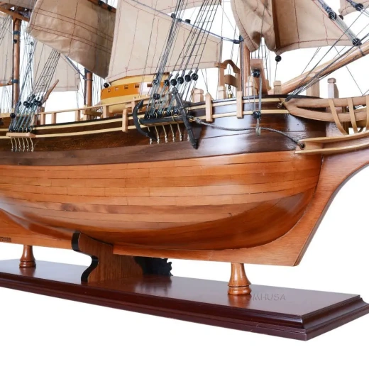 HMS Bounty New Tall Ship Model - A Historical Masterpiece