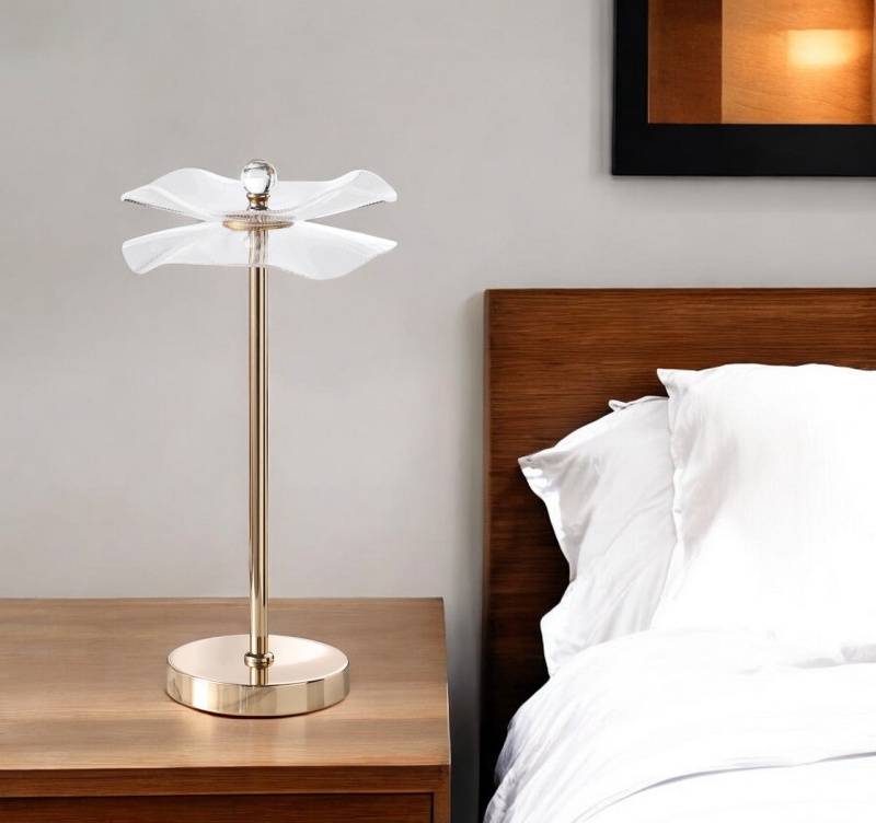 18" Gold Bedside LED Lamp with Clear Acrylic Wavy Shade