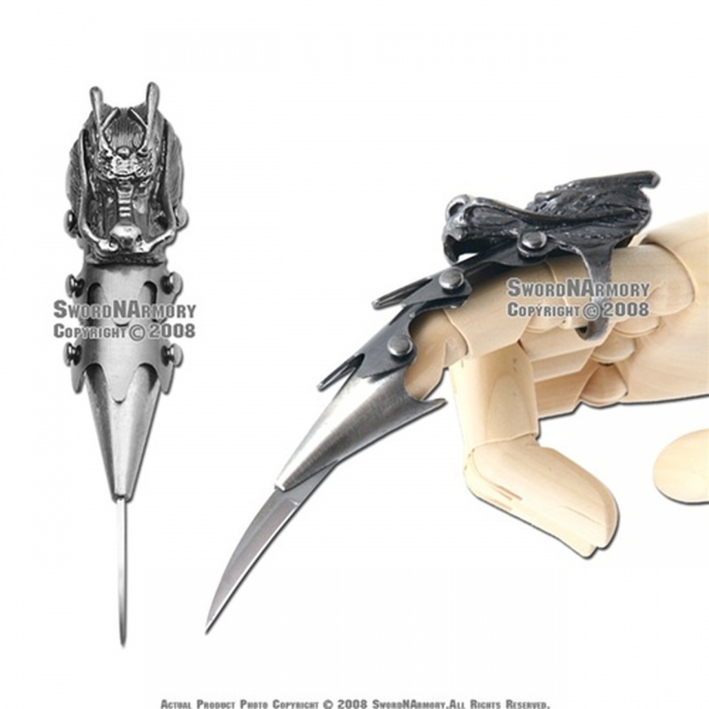 Fantasy Iron Reaver Dragon Claw Finger Blade