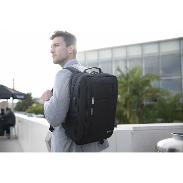 Codi Magna 17.3" Backpack