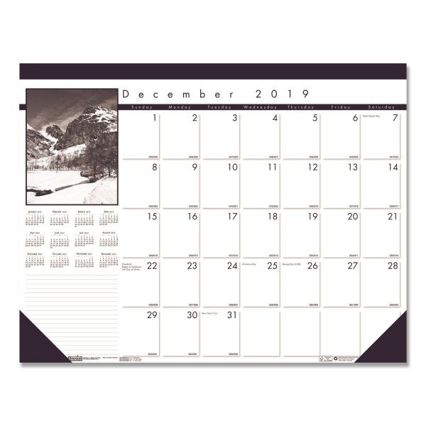House Of Doolittle Black On White Calendar Desk Pad