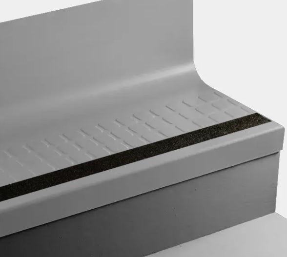 Johnsonite Colonial Grey Raised Square Rubber Stair Tread