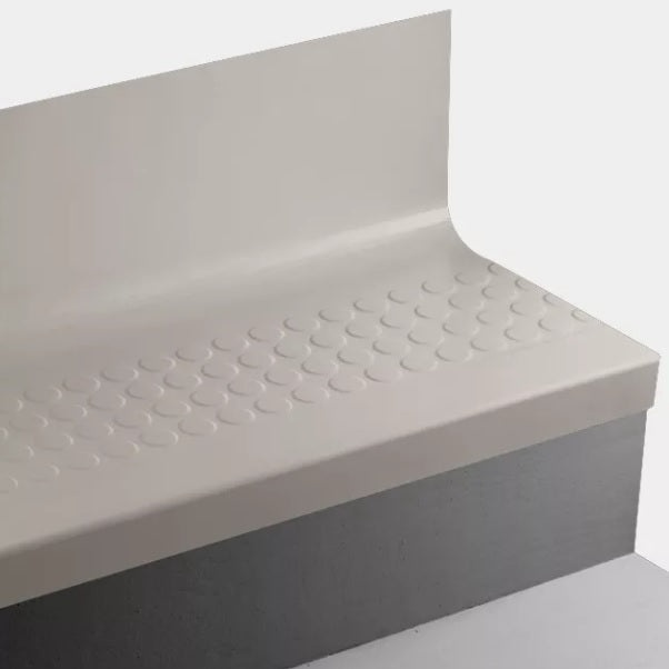 Johnsonite Zephyr Raised Round Rubber Stair Tread With Riser